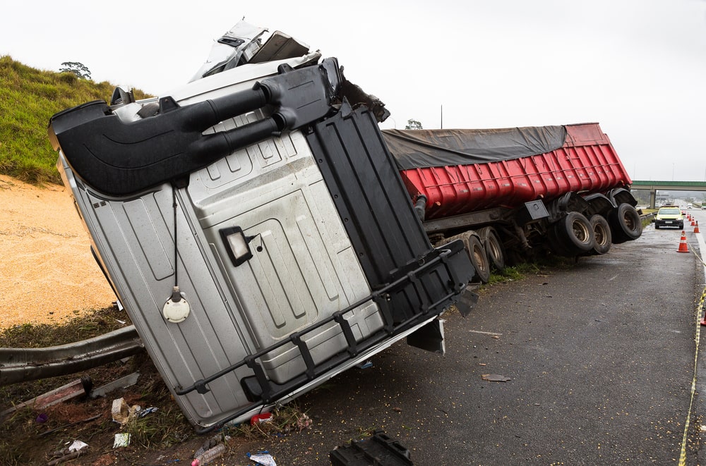 18 wheeler accident practice area tile image